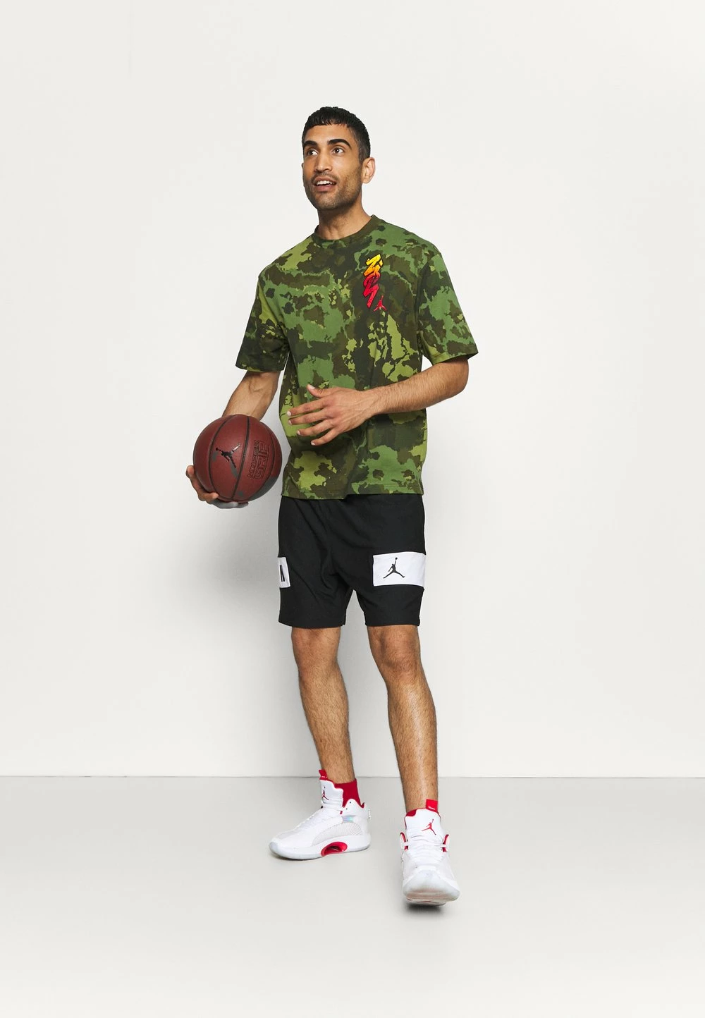 Jordan AIR - Short de sport Faible Prix vêtements basket-ball homme 4 Jordan AIR - Short de sport Faible Prix vêtements basket-ball homme – Image 2