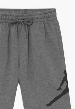 Jordan JUMPMAN AIR - Short de sport Assurance De l’Authenticité vêtements basket-ball unisex -Jordan Soldes Boutique 1d758e8478514ab0a6ca703fec3cd1a4