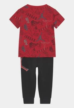 Jordan Prix Compétitif PLAYGROUND TRANSITIONAL SET UNISEX - Survêtement vêtements basket-ball -Jordan Soldes Boutique 254bf33e0bf549f2a8b97739001973fb