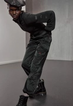 Jordan Garantie De Qualité 100% HER UTILITY PANT CORE - Pantalon cargo pantalons haute femme 13 Jordan Garantie De Qualité 100% HER UTILITY PANT CORE - Pantalon cargo pantalons haute femme -Jordan Soldes Boutique 37fdb45331a24476aac4a6d8f248a962