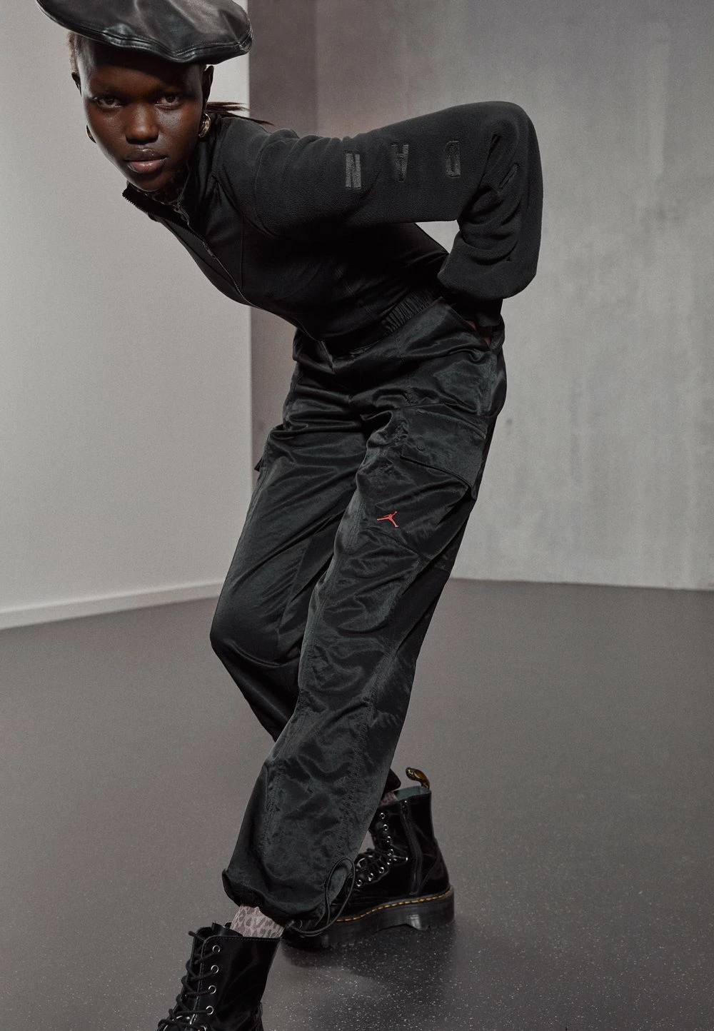 Jordan Garantie De Qualité 100% HER UTILITY PANT CORE - Pantalon cargo pantalons haute femme 8 Jordan Garantie De Qualité 100% HER UTILITY PANT CORE - Pantalon cargo pantalons haute femme – Image 6