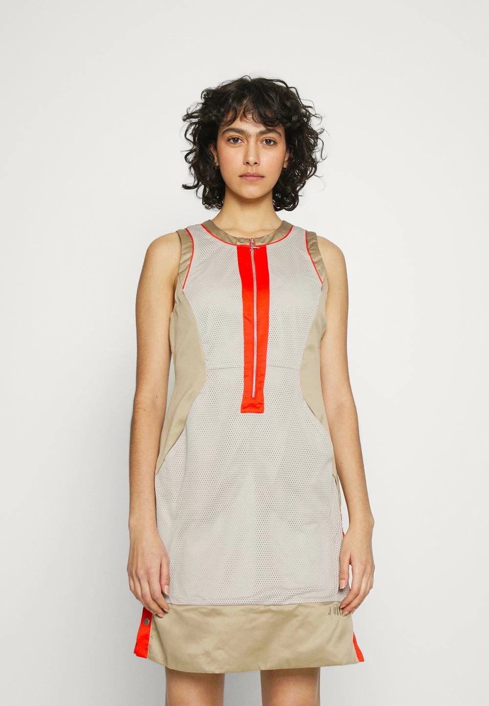 Qualité Fiable Jordan NEW CLASSICS DRESS - Robe de jour robes col rond femme 3 Qualité Fiable Jordan NEW CLASSICS DRESS - Robe de jour robes col rond femme