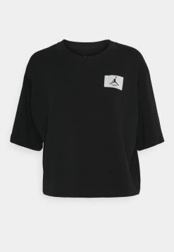 Vendre Jordan ESSEN BOXY TEE - T-shirt basique t-shirts et tops col rond femme -Jordan Soldes Boutique 5e7aafb8d94f4d9d846294c164cef64c
