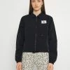 Faible Prix Jordan ESSEN WOVEN - Veste légère vestes col à revers femme -Jordan Soldes Boutique 6191276993b940f580e60f3eba17948a