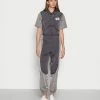 Jordan ESSEN FLIGHTSUIT - Combinaison Soldes combinaisons et salopettes col à revers femme 2 Jordan ESSEN FLIGHTSUIT - Combinaison Soldes combinaisons et salopettes col à revers femme -Jordan Soldes Boutique 62e4cf89d8a344868d00a68835146860