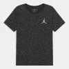Jordan SHINE - T-shirt imprimé Prix Usine vêtements basket-ball enfant -Jordan Soldes Boutique 86c8485a595f440c9470711aea31ff84