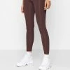 En Remise JORDAN ESSENTIALS 7/8-LEGGINGS MIT MITTELHOHEM BUND FÜR DAMEN - Legging pantalons haute femme -Jordan Soldes Boutique 86dadd439c4a4712b7ff7917f199e58b