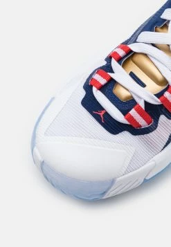 Prix Cassé Jordan ZION 1 UNISEX - Chaussures de basket basket-ball -Jordan Soldes Boutique ed3df405f6f541288999e2e73112cc4e